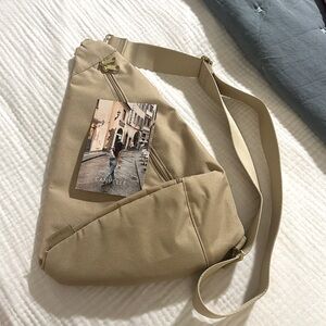 Canvelle Everyday Sling Bag